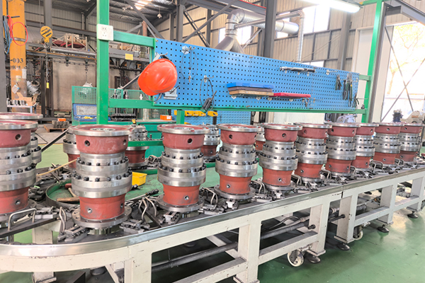 SGR Gearboxes sunt in palmam oleum apparatu.
