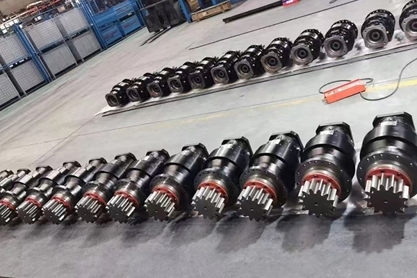 SGR Gearboxes sunt in plagis horizontali directional migra.