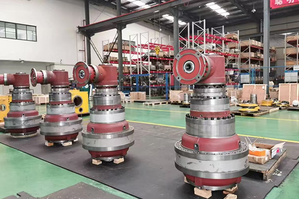 SGR Gearboxes sunt in plumbum, acidum altilium laminam volvens